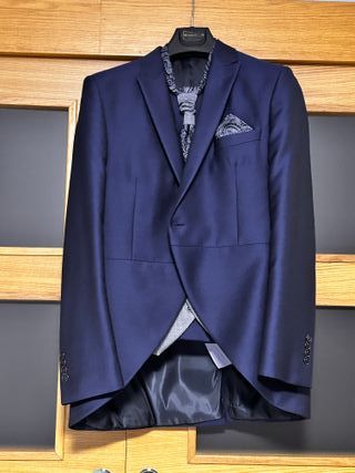 Traje Novio Azul Marino Moderno