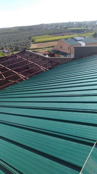 Paneles Sándwich - Amplio Stock