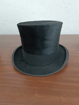 Chistera antigua negra