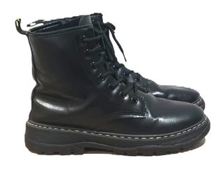 Botas militares negras