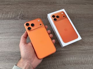 iPhone 17 Pro Max Naranja