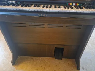 Piano/órgano Yamaha