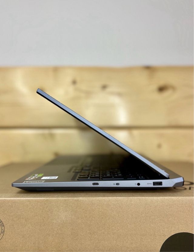 Portátil gaming Lenovo LOQ 24gb RAM