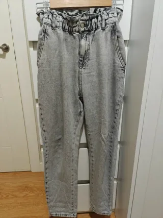 Pantalón Zara gris paper bag