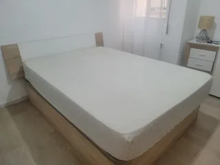 Cama 135 cm madera y tela