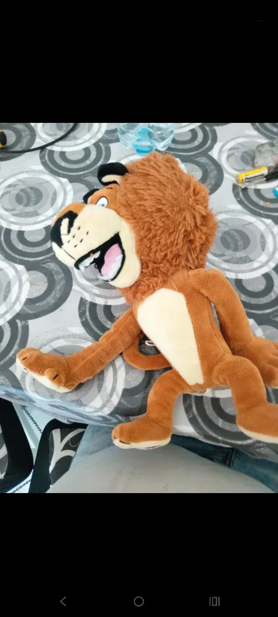 Peluche Leone Linea Malagasc