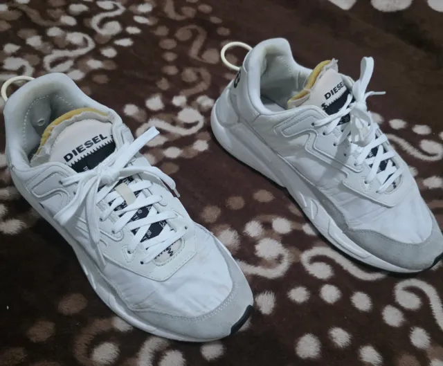 Zapatillas Diesel Blancas y Grises