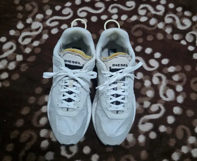 Zapatillas Diesel Blancas y Grises