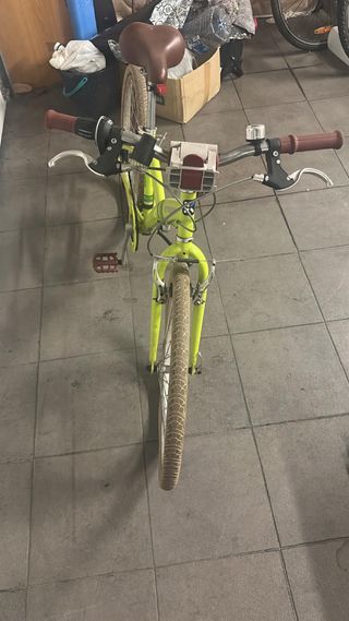 Bicicleta B-twin verde