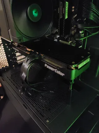 PowerColor RX 9070 XT 16GB Tarjeta Gráfica