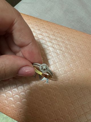 Anillo y pendientes oro y diamantes