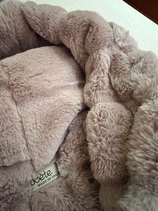 Chaquetón pelo sintético rosa