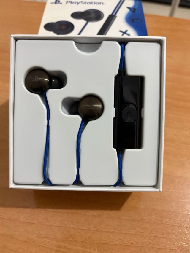 Fones de Ouvido In-Ear PS4 PlayStation