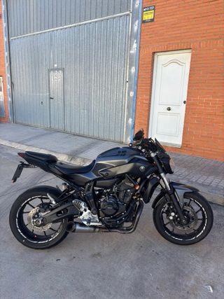 Yamaha MT-07 A2