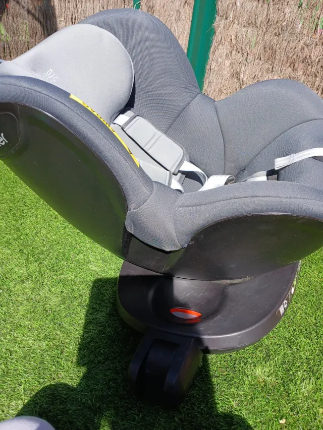 Silla coche Britax Römer Dualfix R 0-4 años