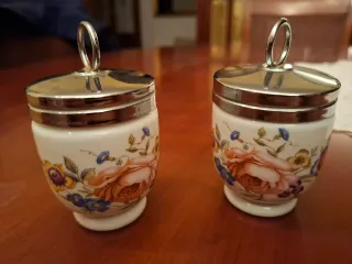 Coppia di antichi uova cotte