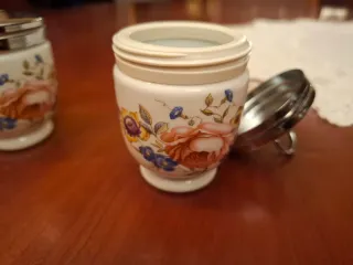 Coppia di antichi uova cotte