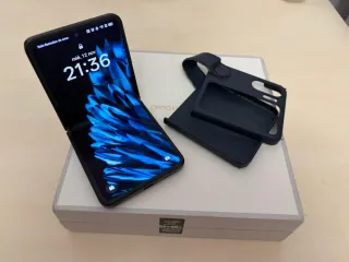 Oppo Find N2 Flip Nero