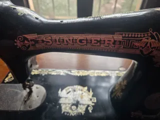 Máquina de coser Singer antigua Precio negociable