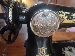 Máquina de coser Singer antigua Precio negociable