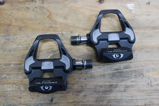 Pedales Shimano Ultegra R8000 carbono usados