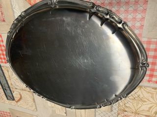 Vassoi e portatovaglioli in metallo