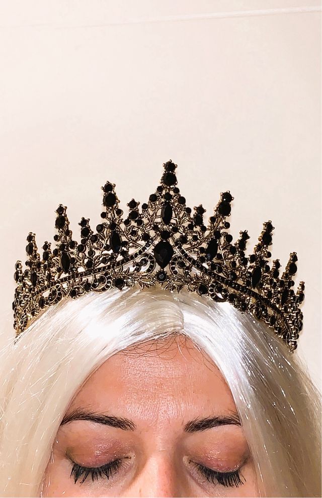 Corona gótica Dark Empress dorada y negra Ed.Limit