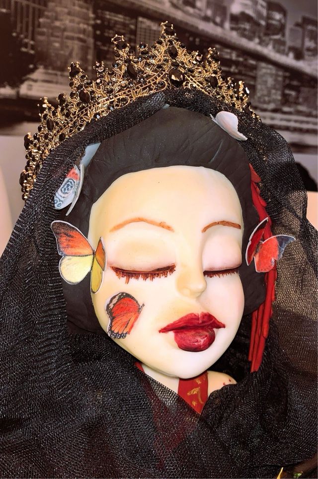 Corona gótica Dark Empress dorada y negra Ed.Limit