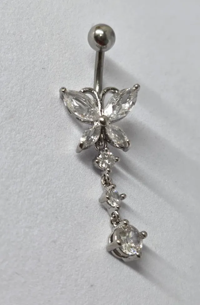 Piercing mariposa con circonitas