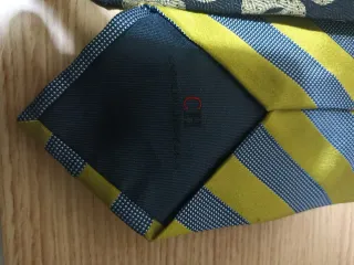 Lotes de Corbatas de Diseñador: Dior, Armani, Bale