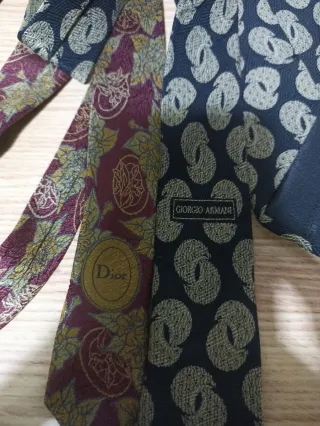 Lotes de Corbatas de Diseñador: Dior, Armani, Bale