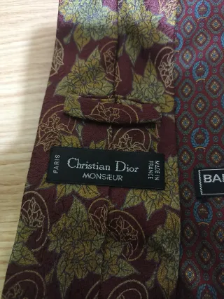 Lotes de Corbatas de Diseñador: Dior, Armani, Bale