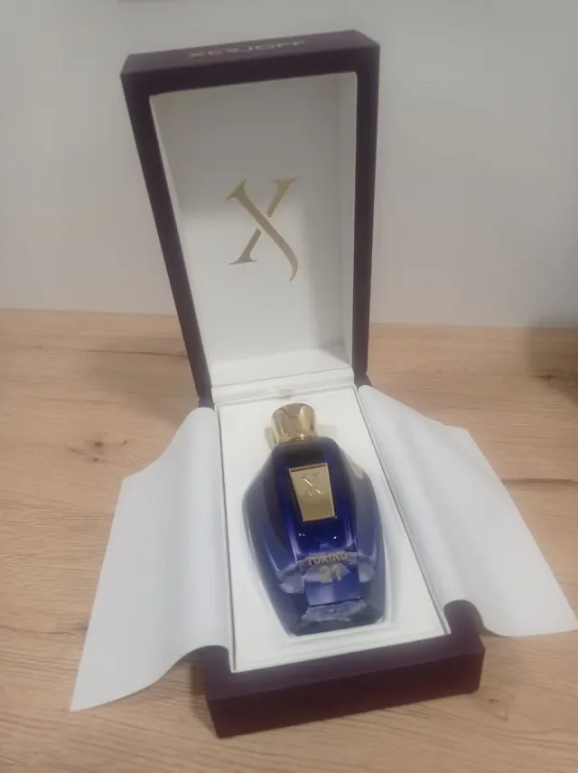 Envase,Estuche y bolsa perfume XERJOFF vacío