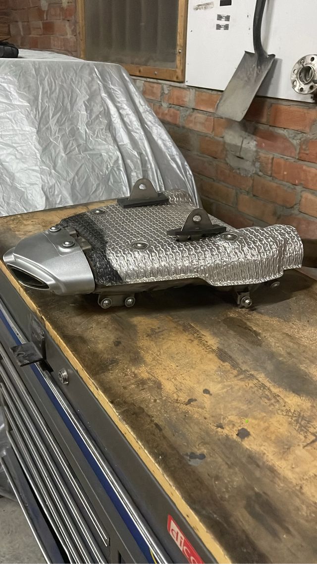 Escape Kawasaki Ninja ZX6R 07-08