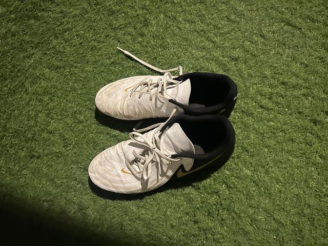 Tenis Nike Fútbol Sala Talla 39