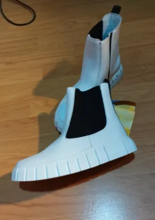 Stivaletti bianchi pelle n.37