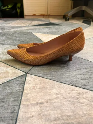 Tacones Stuart Weitzman Talla 37.5