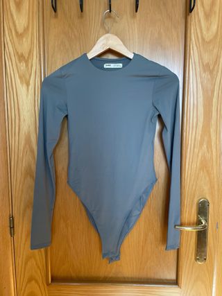 Body Pull and Bear Manga Larga Gris M