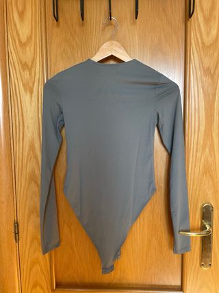 Body Pull and Bear Manga Larga Gris M