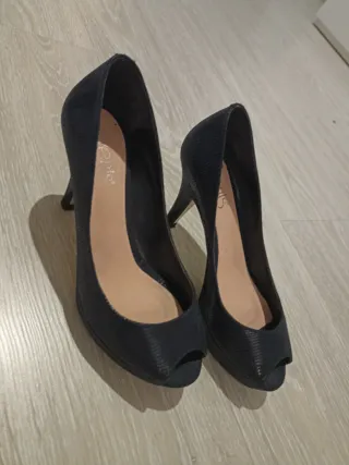 Zapatos de tacón azul muy oscuro para mujer