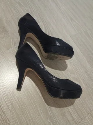 Zapatos de tacón azul muy oscuro para mujer