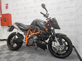 KTM 990 Super Duke R 2008 con 42.053 km.