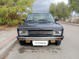 SEAT 131 1977