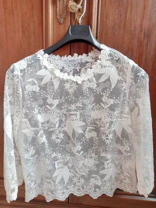 Blusa Mulaya encaje blanca talla M