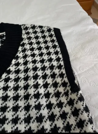 Jersey sin mangas pata de gallo