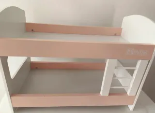 Literas de madera para muñecas