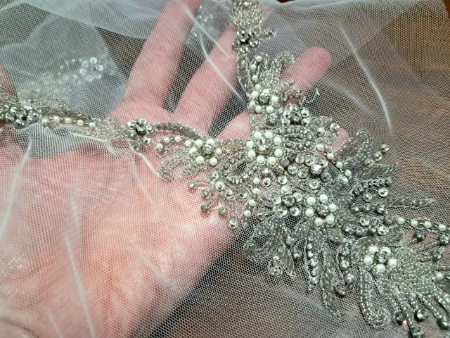 Pedrería Novia Escote Vestido