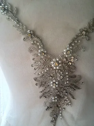 Pedrería Novia Escote Vestido