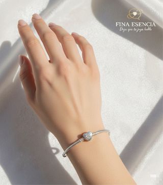 pulsera de plata de ley 925.