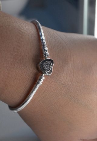 pulsera de plata de ley 925.